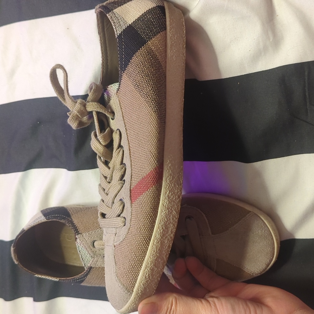 Burberry shoes - Picture 7 of 10